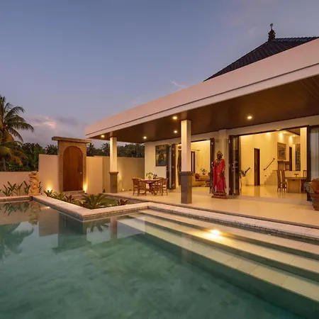 Romantic Cozy Three Bedroom Jungle View Villa In Ubud
